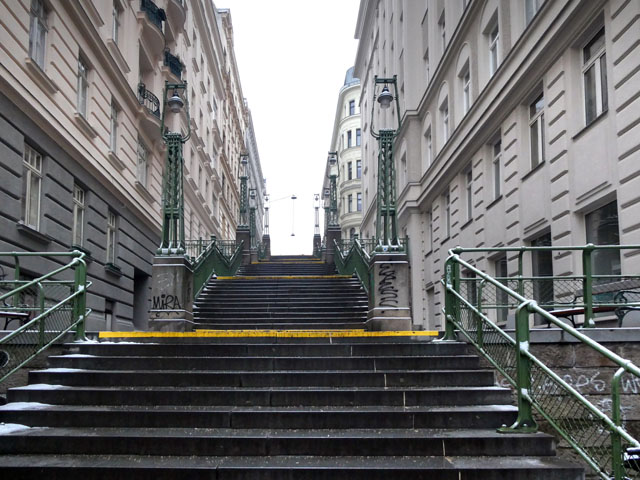 P1009036