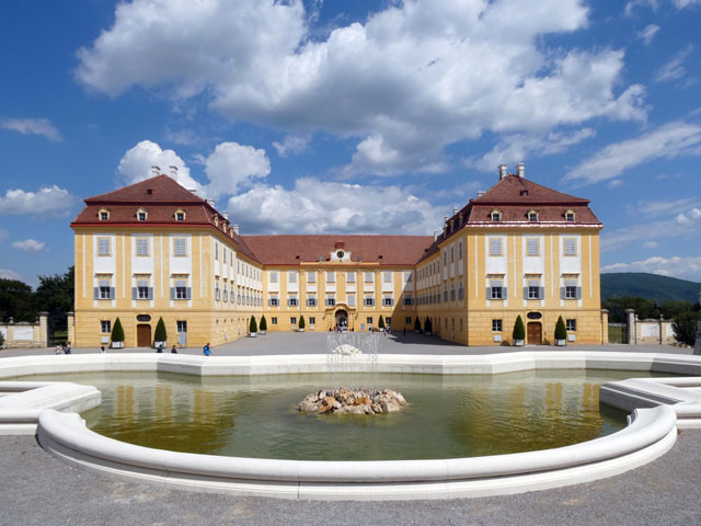 P1005813