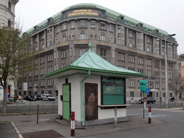 P1008704