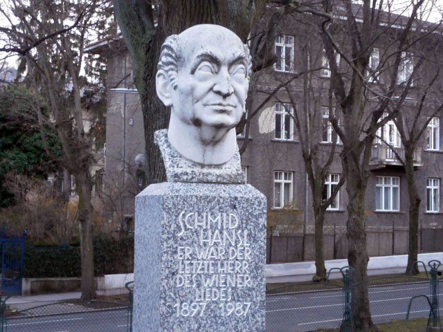 PC310065