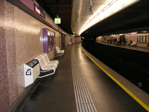 P3282923